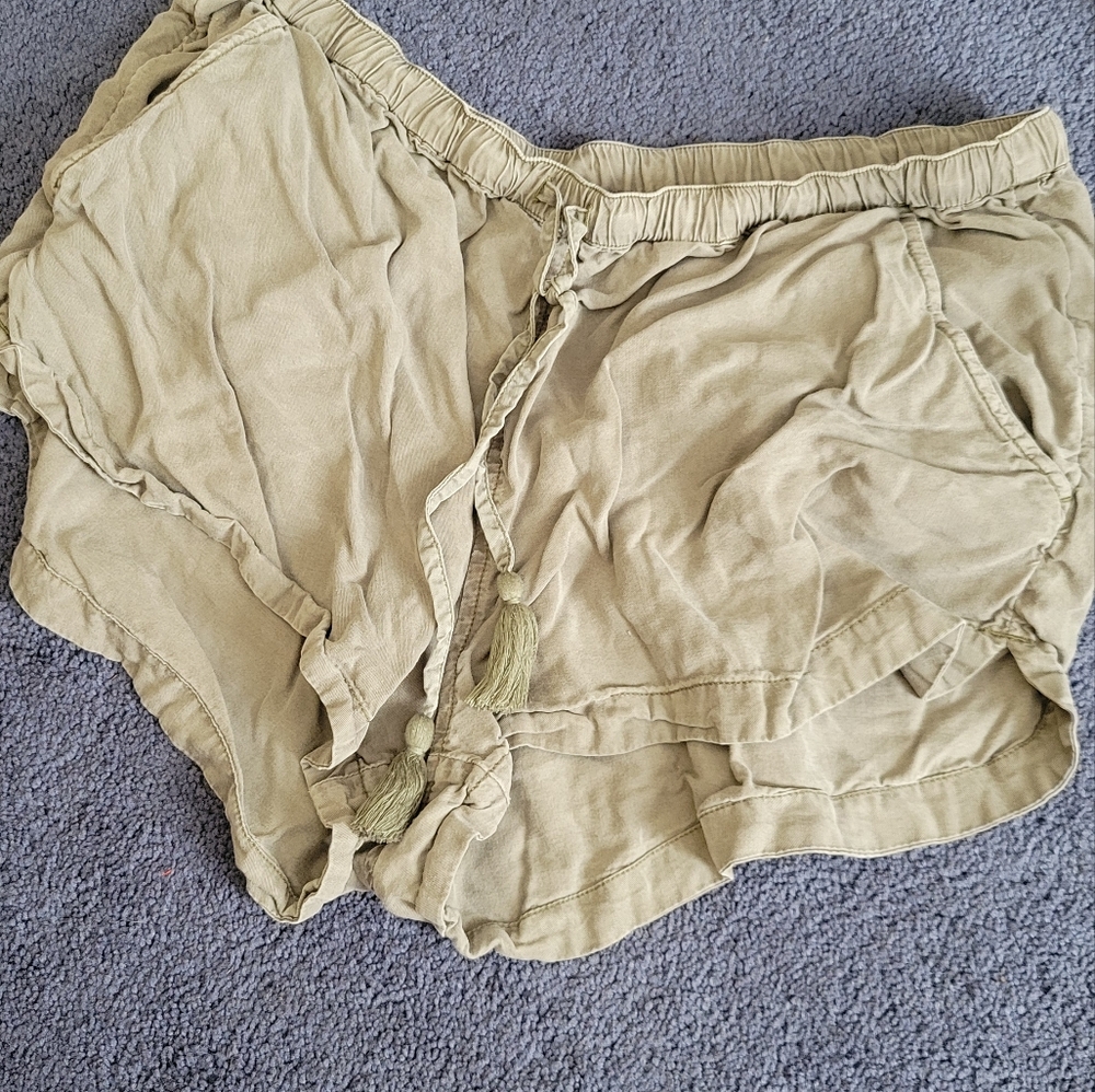 Flowy Aerie Shorts